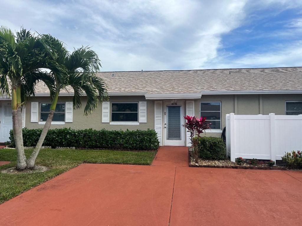 Photo of 18746 Argosy Drive, Boca Raton, FL 33496 (MLS # R10954077)