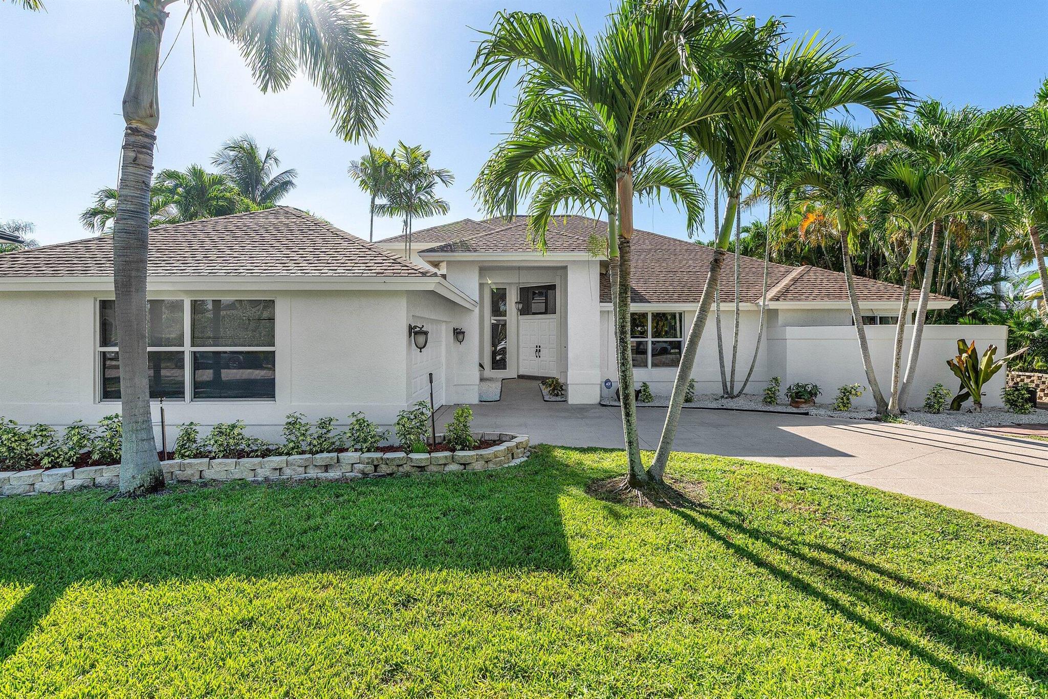 7700 Fairway Trail