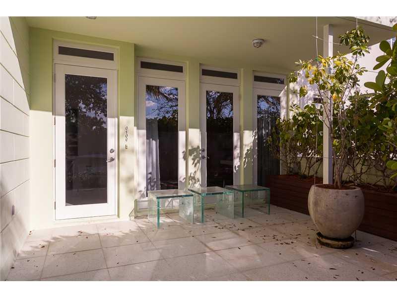 AQUA AT ALLISON ISLAND - Residential