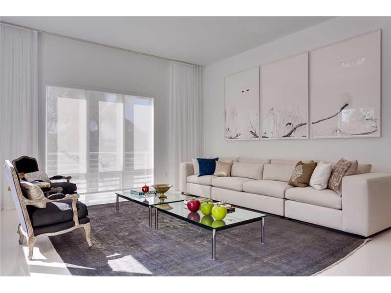 AQUA AT ALLISON ISLAND - Residential