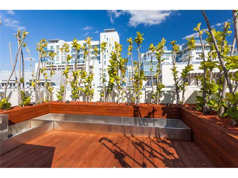 AQUA AT ALLISON ISLAND - Residential