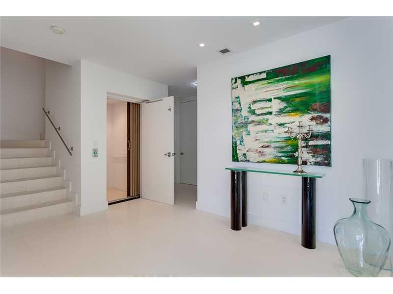 AQUA AT ALLISON ISLAND - Residential