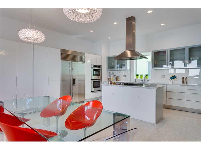 AQUA AT ALLISON ISLAND - Residential