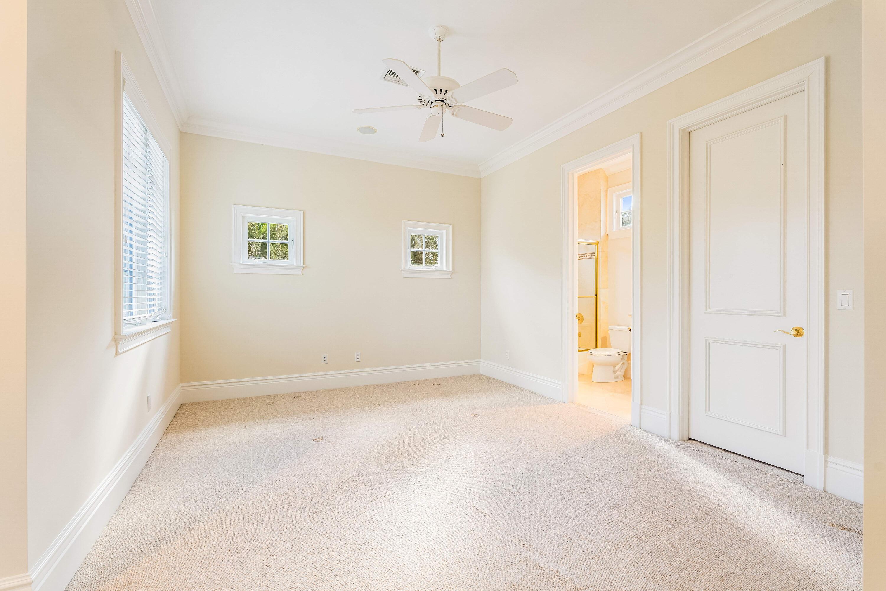 ''''''SHORES,THE'''''' - Residential