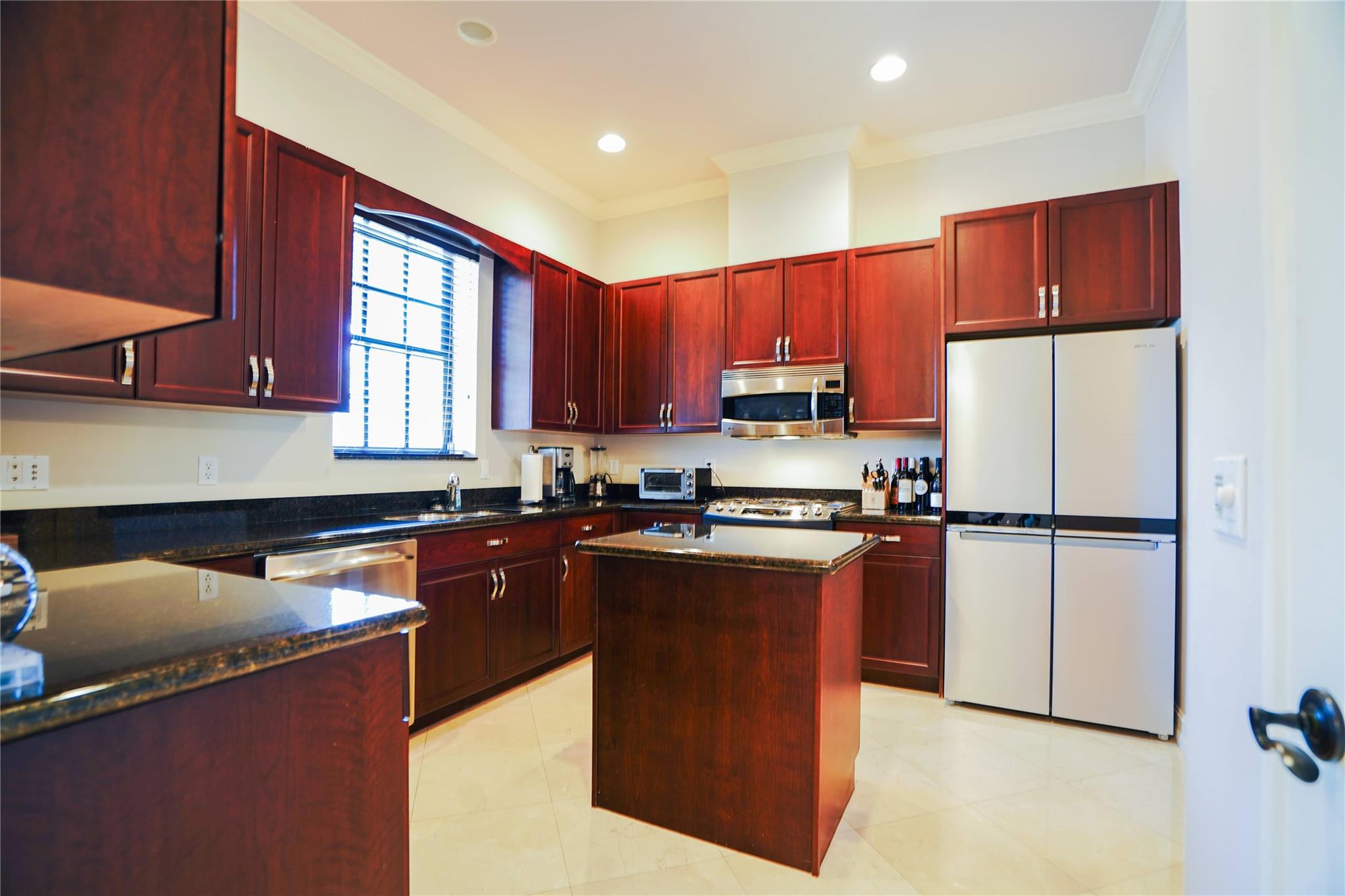 VILLAGE GRANDE OF DELRAY - Residential