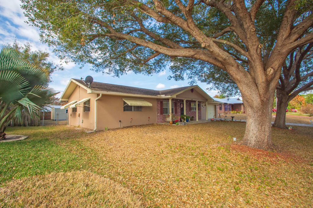 Photo of 1686 SE Biddle Lane, Port Saint Lucie, FL 34983 (MLS # R11165937)