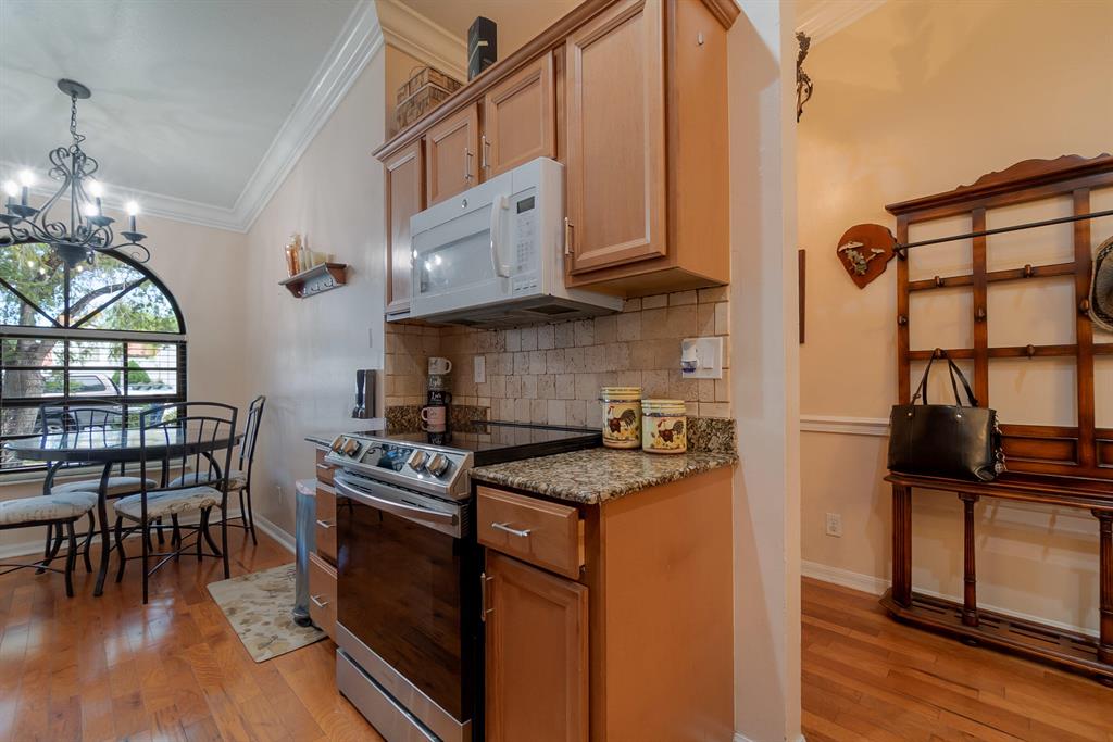 WELLINGTON OF WELLINGTON - Residential