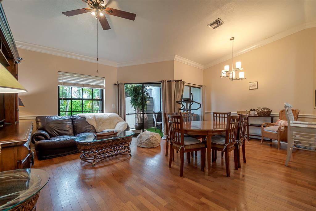 WELLINGTON OF WELLINGTON - Residential