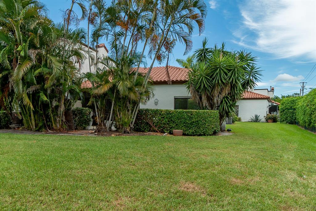 WELLINGTON OF WELLINGTON - Residential