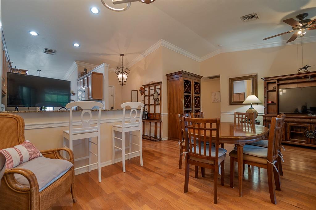 WELLINGTON OF WELLINGTON - Residential