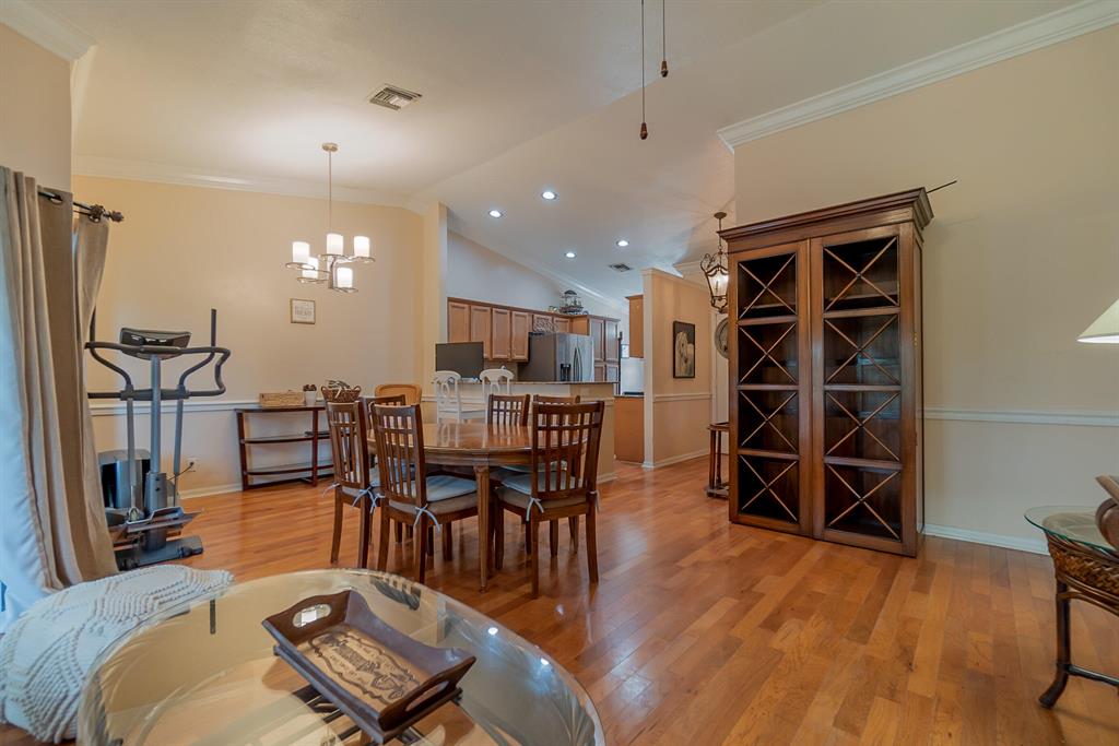 WELLINGTON OF WELLINGTON - Residential