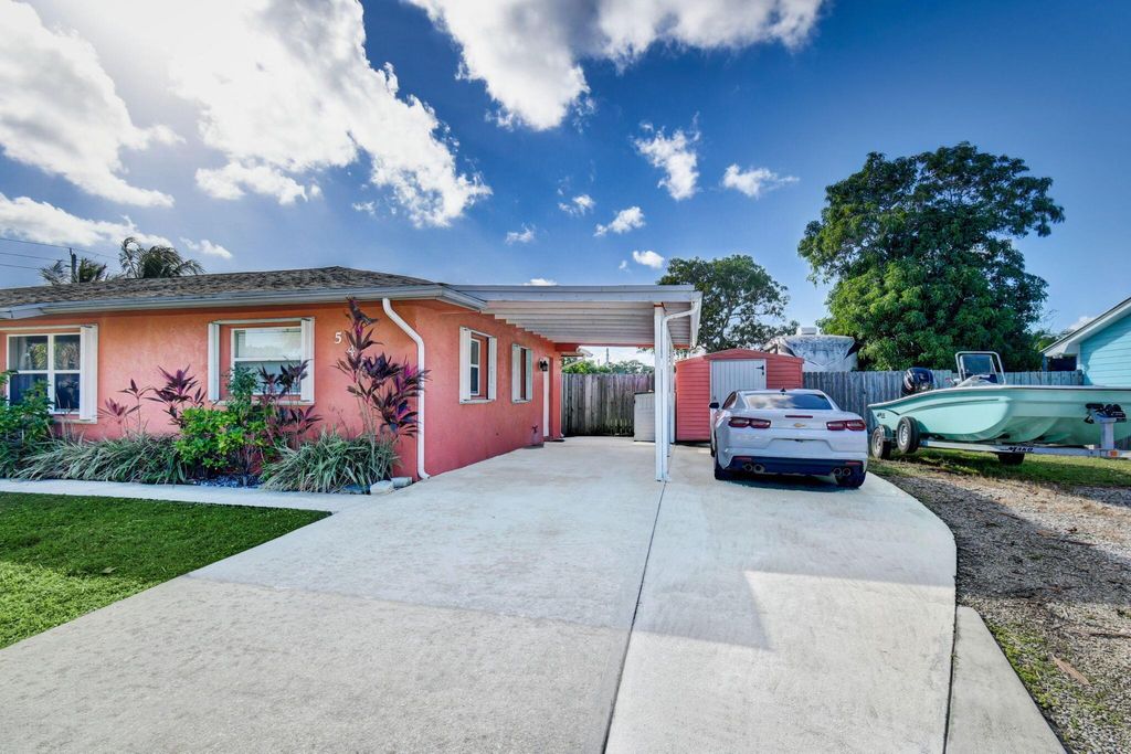 Photo of 5478 SE 51st Drive, Stuart, FL 34997 (MLS # R10935436)