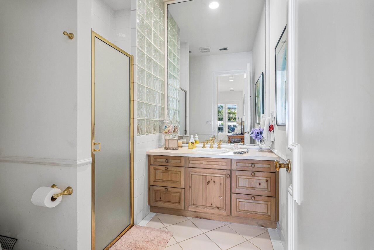 VINTAGE OAKS / POLO CLUB - Residential