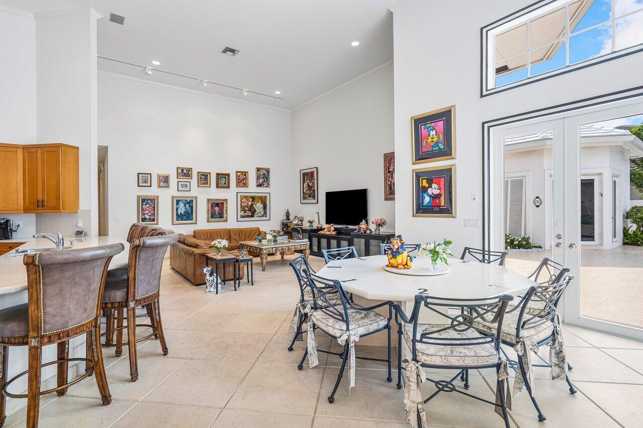 VINTAGE OAKS / POLO CLUB - Residential