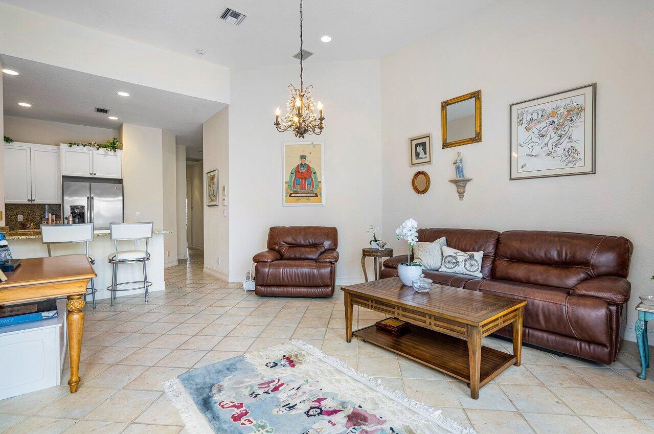 VINTAGE OAKS / POLO CLUB - Residential