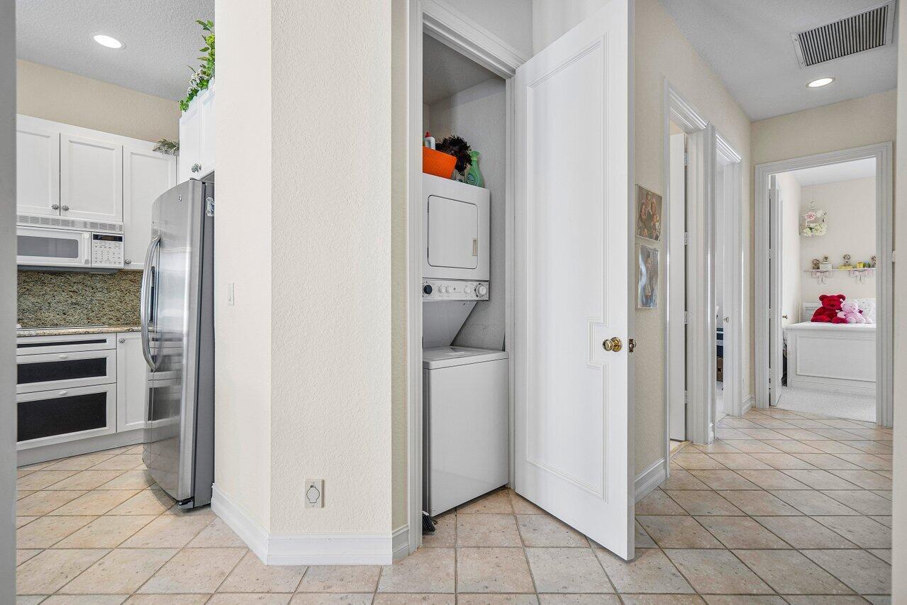 VINTAGE OAKS / POLO CLUB - Residential