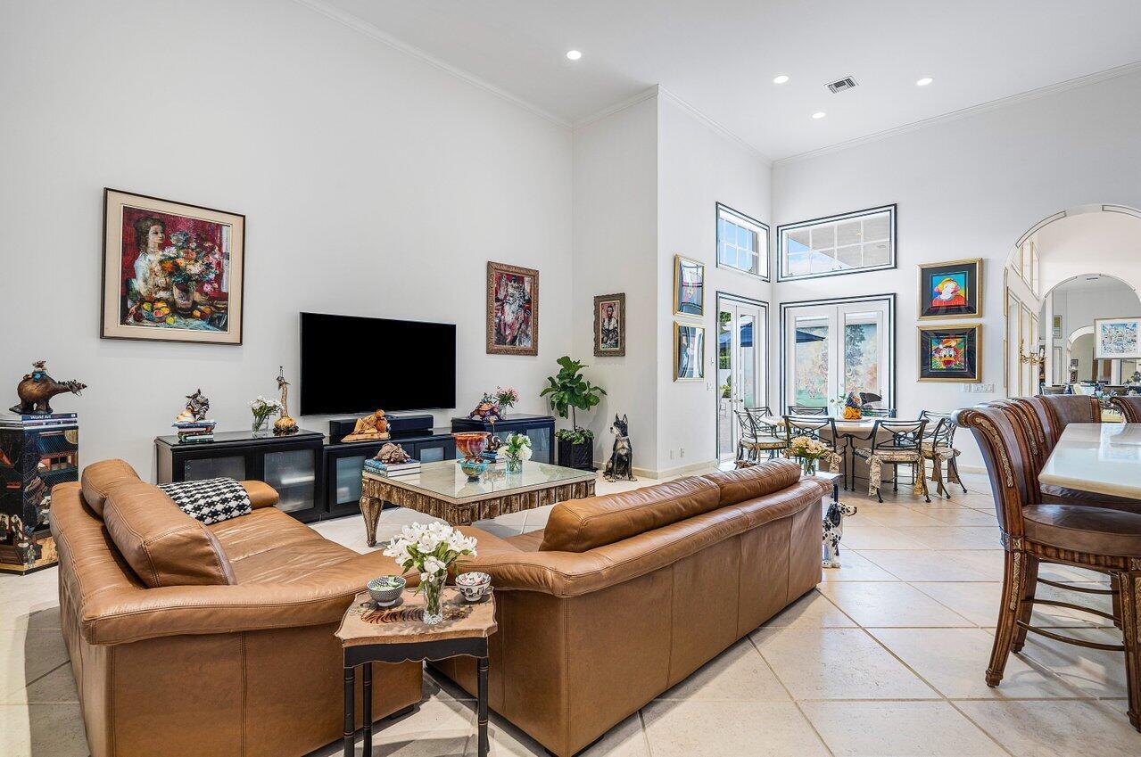 VINTAGE OAKS / POLO CLUB - Residential