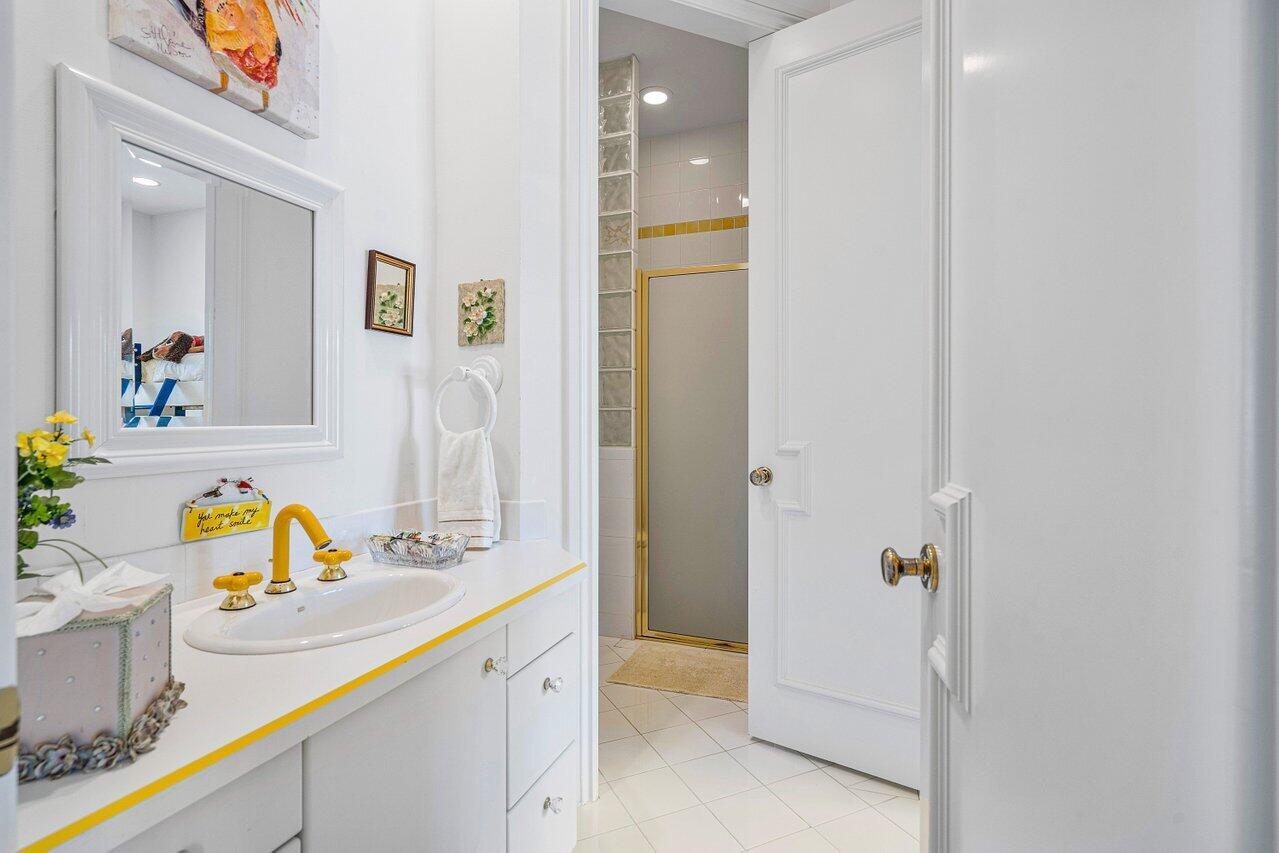 VINTAGE OAKS / POLO CLUB - Residential