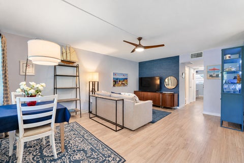 Tiny photo for 804 SE 7th Street SE #105, Deerfield Beach, FL 33441 (MLS # B26085077)