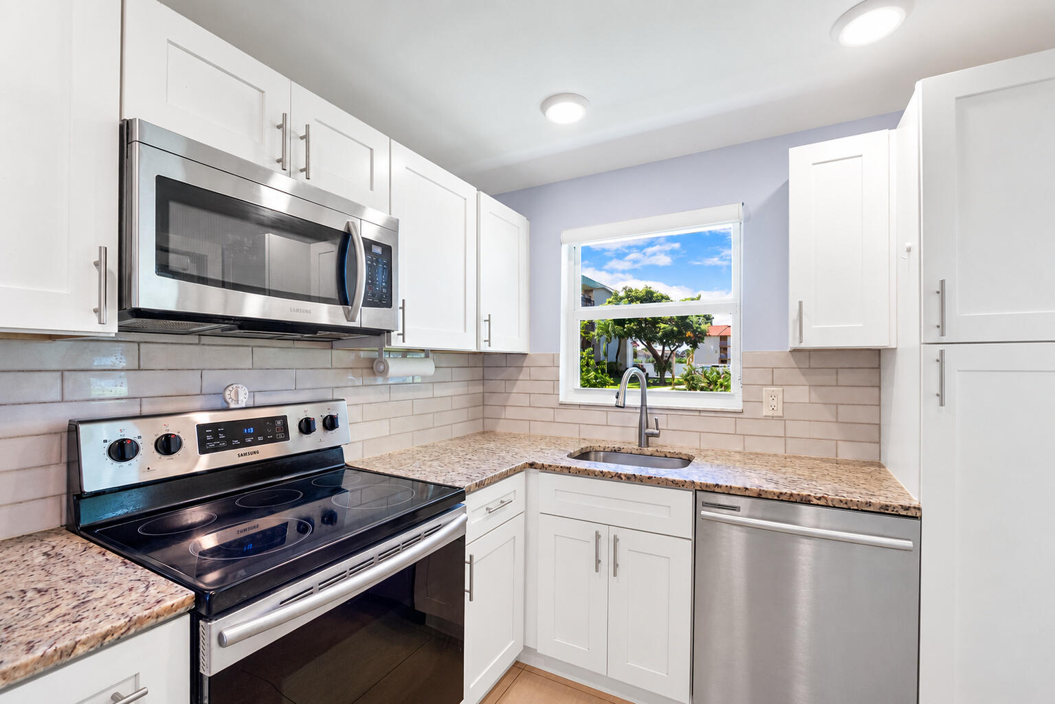 804 SE 7th Street SE 105