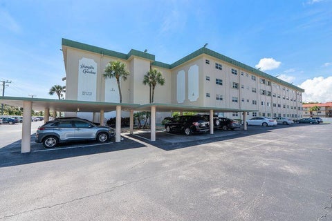 Tiny photo for 804 SE 7th Street SE #105, Deerfield Beach, FL 33441 (MLS # B26085077)