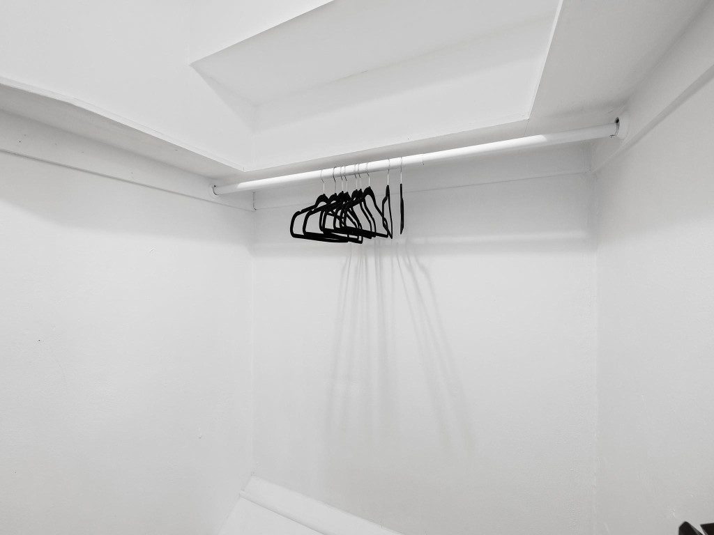 BEACHWAY MANOR - Residential Lease