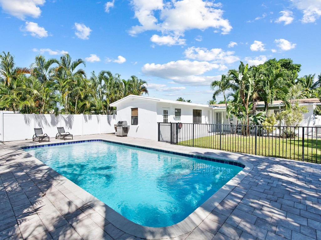 BEACHWAY MANOR - Residential Lease