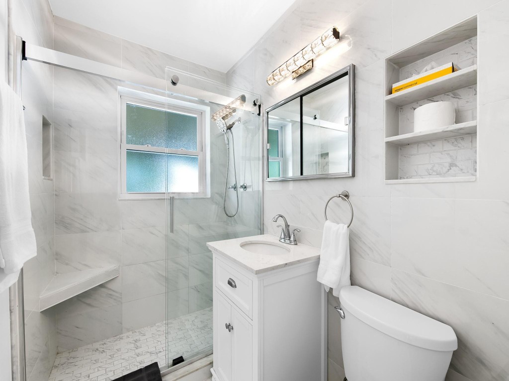 BEACHWAY MANOR - Residential Lease