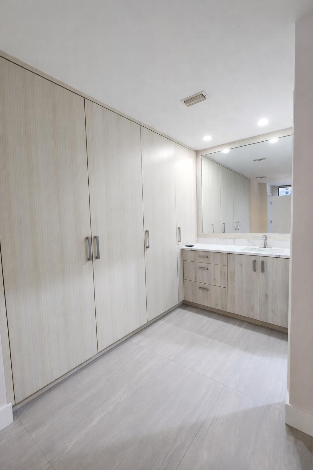 KARANDA VILLAGE VII-A CONDO - Residential