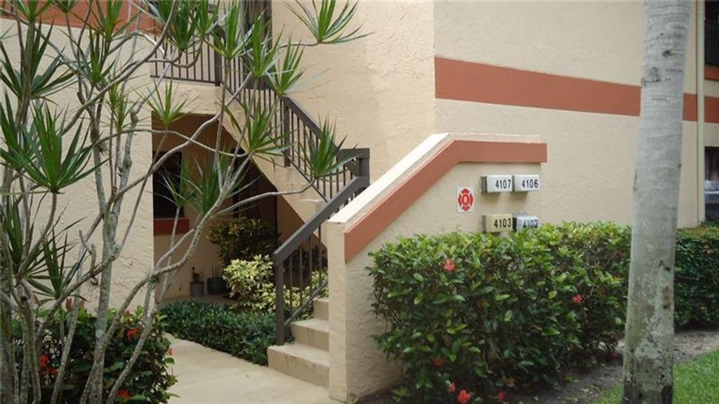 Photo of 4106 S Carambola Circle #2107, Coconut Creek, FL 33066 (MLS # R11149750)