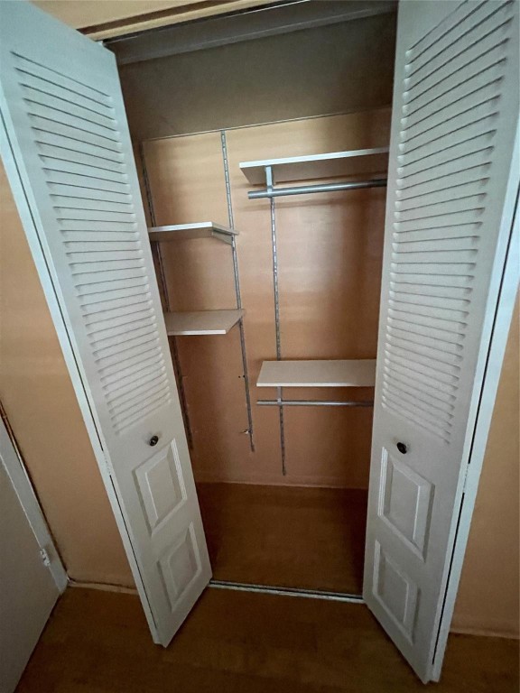 Oriole Golf & Tennis Club - Residential