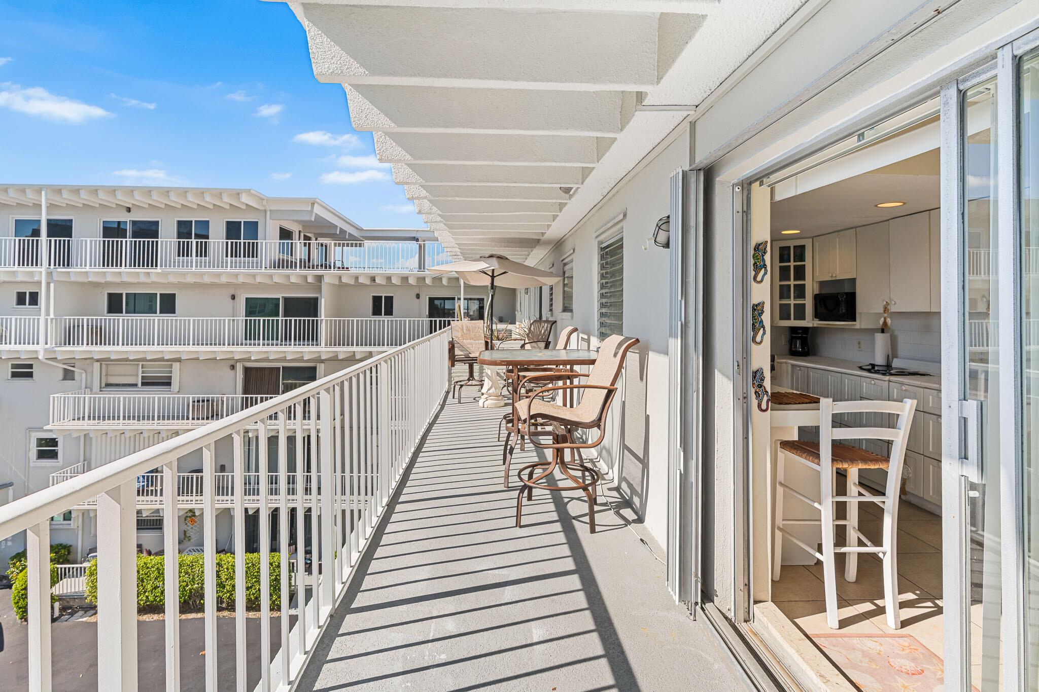 SOUTH PALM RESIDENCE INC - Residential Lease