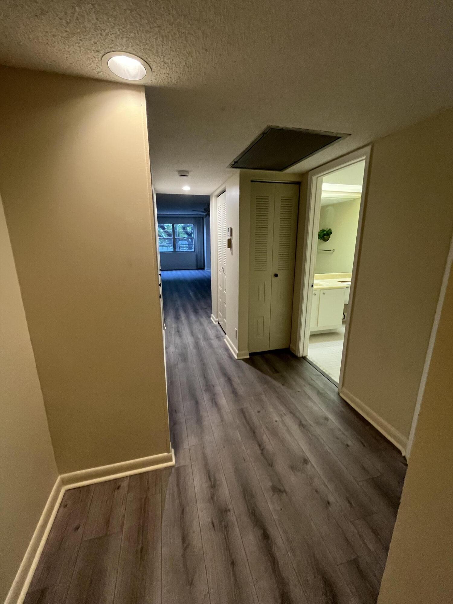 BUCKINGHAM EAST AT CENTURY - Residential Lease