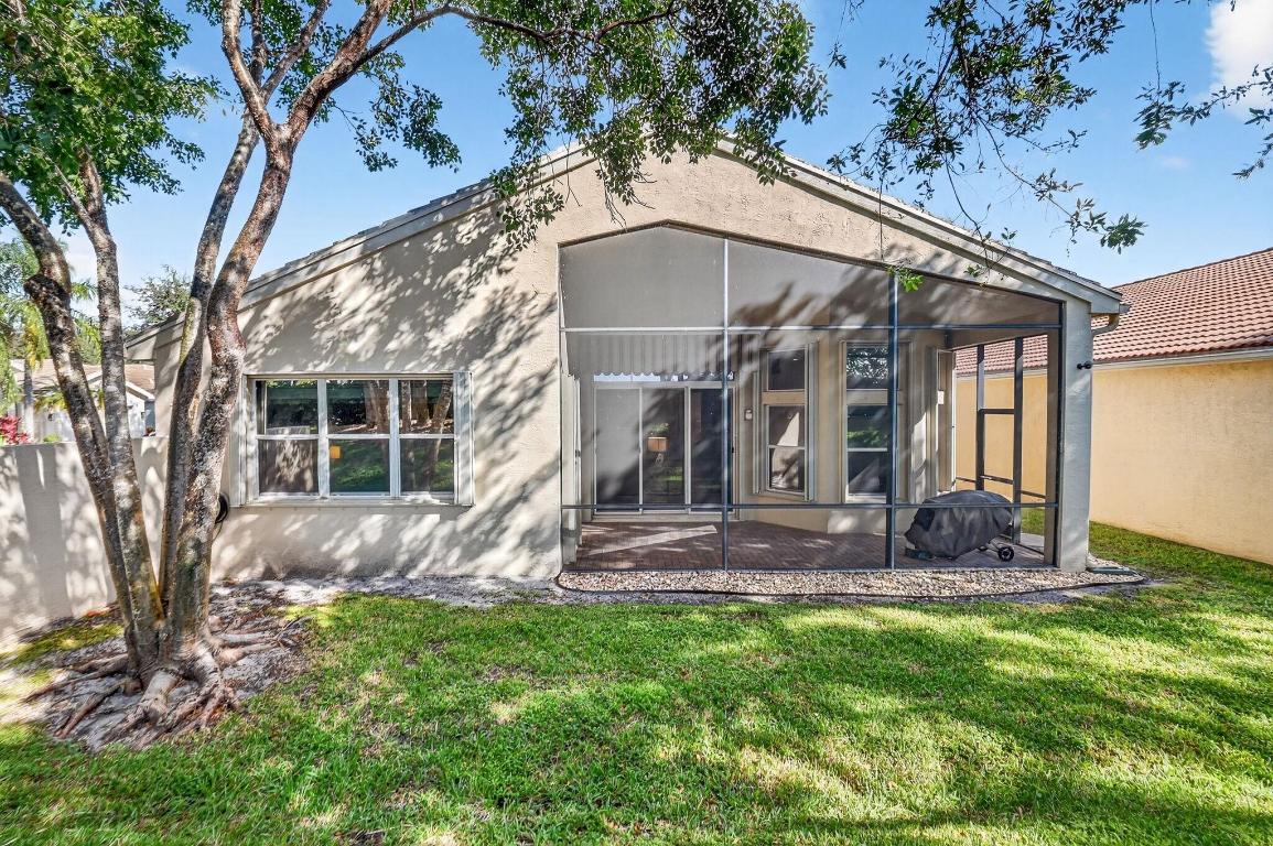 Valencia Shores 5 - Residential