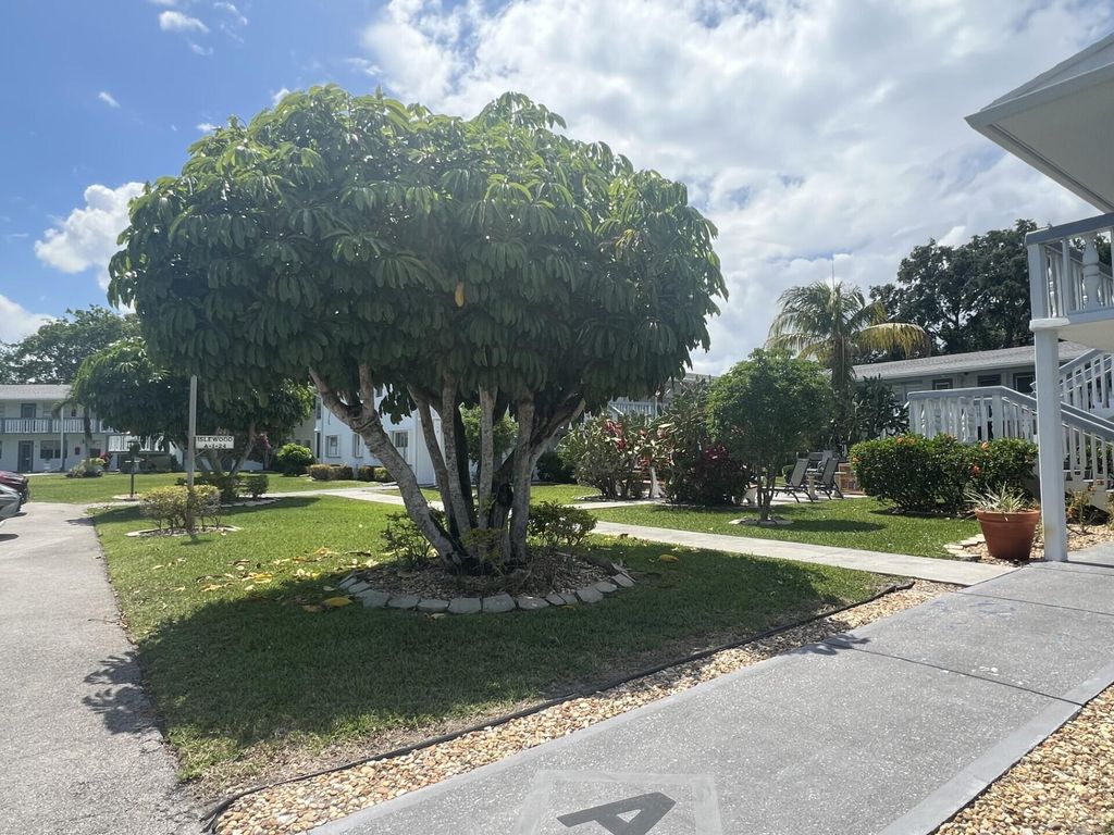 Photo of 3 Islewood A #3, Deerfield Beach, FL 33442 (MLS # B26018330)