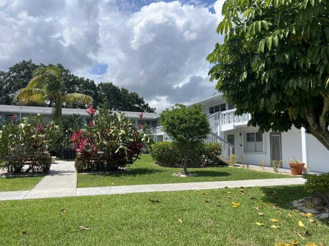 Tiny photo for 3 Islewood A #3, Deerfield Beach, FL 33442 (MLS # B26018330)