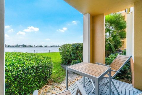180 Yacht Club Way 102 Hypoluxo FL 33462