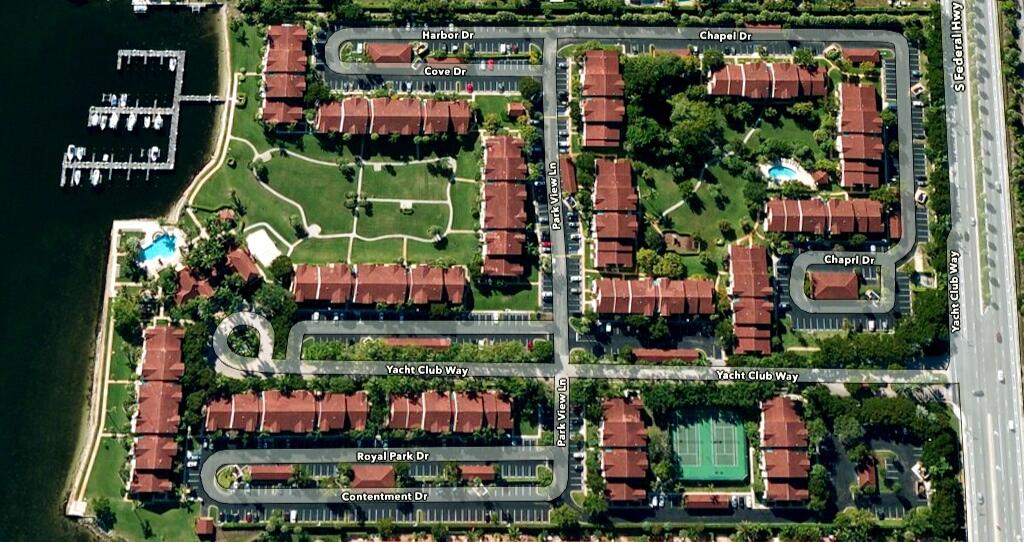 YACHT CLUB ON THE INTRACO - Residential