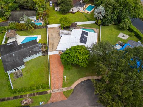 A home in Plantation