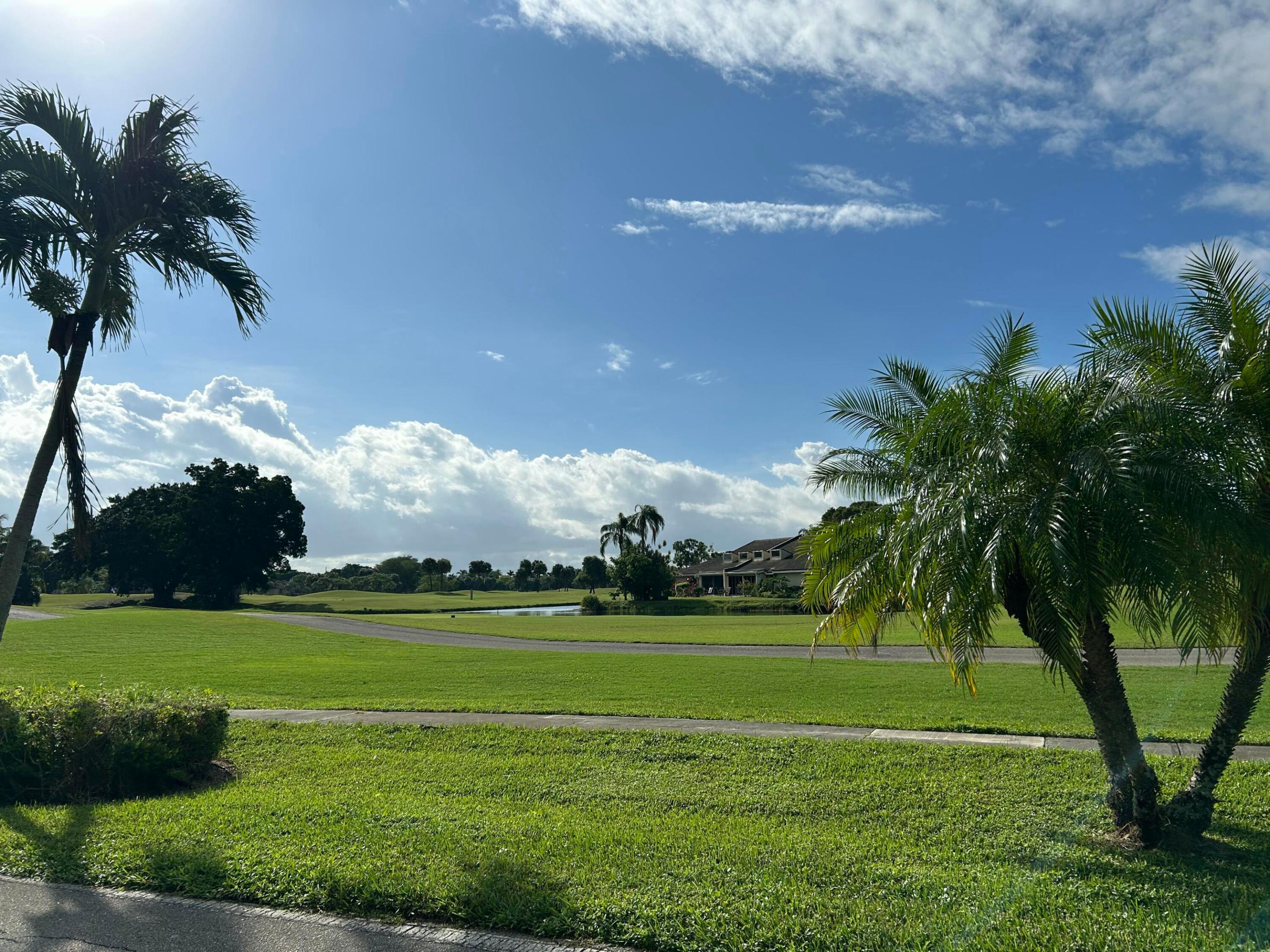 FOUNTAINS OF PALM BEACH COND NO 4 - Residential