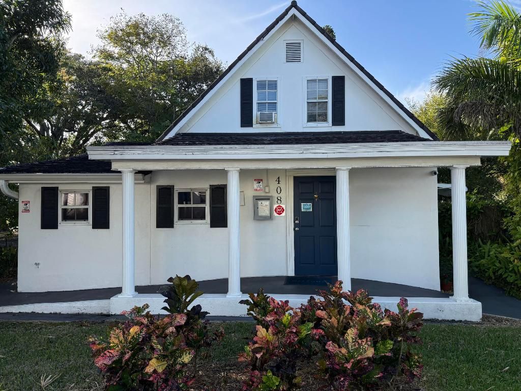 Photo of 408 N 6th Street, Fort Pierce, FL (MLS # R11148744)