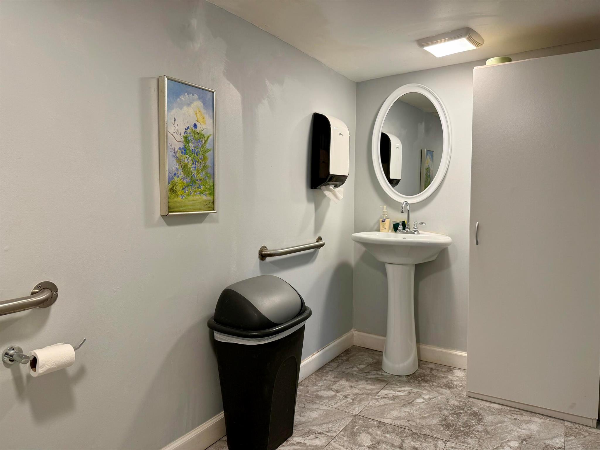 DITTMAR'S REPLAT - Commercial Lease