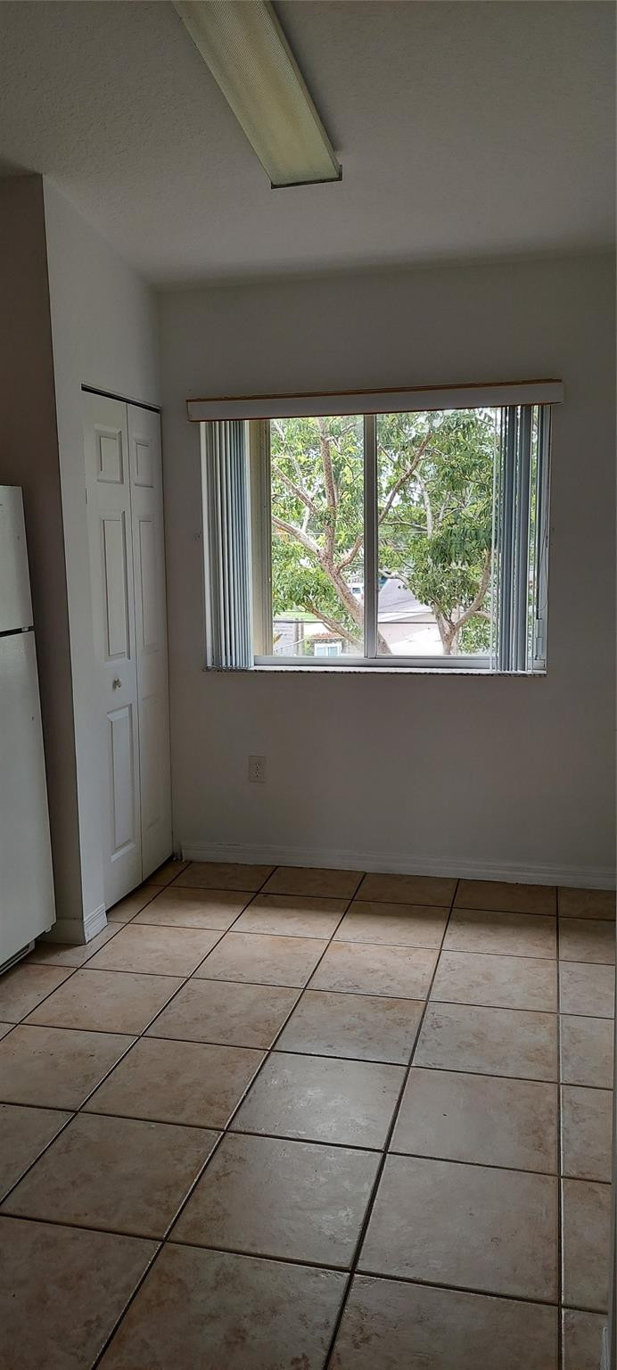 COVE AT FRENCH VILLAS - Residential Lease