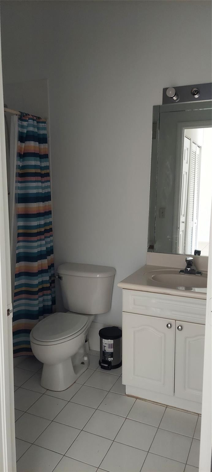 COVE AT FRENCH VILLAS - Residential Lease