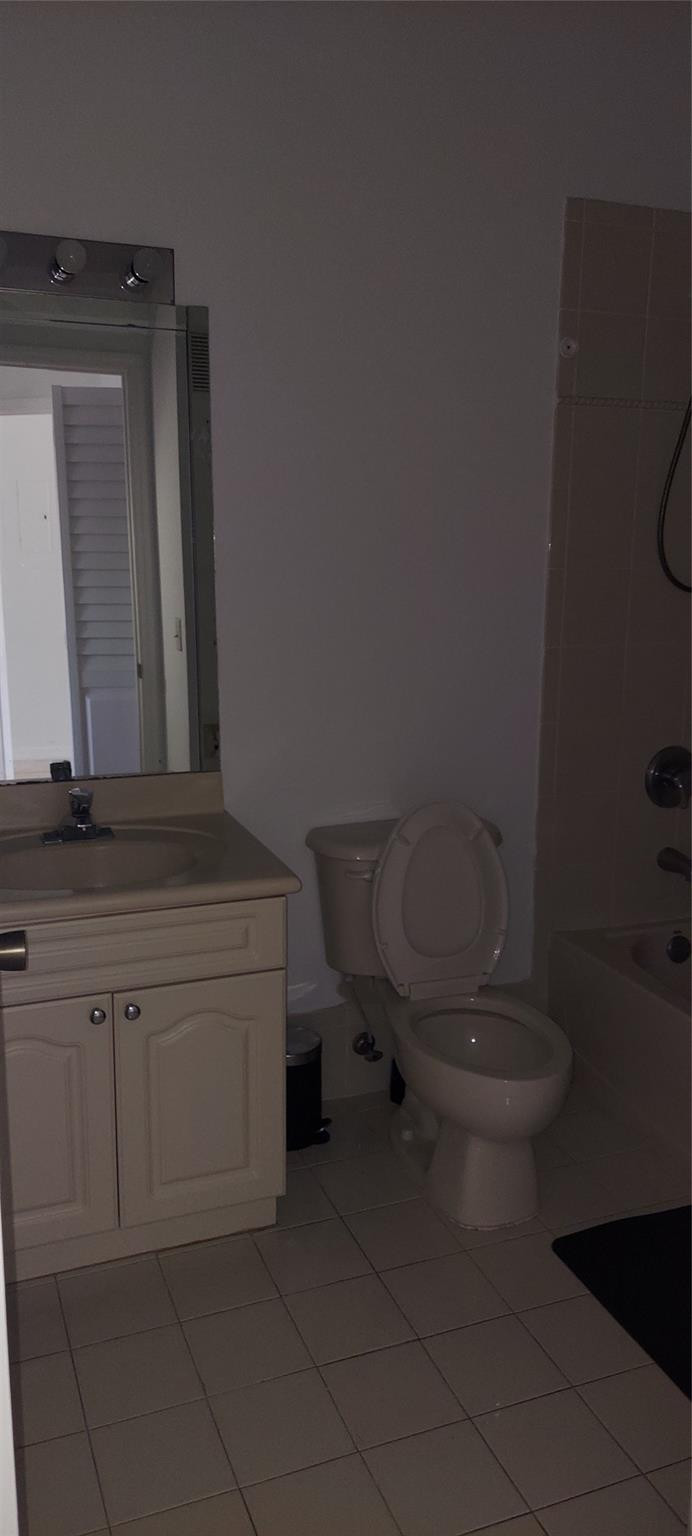 COVE AT FRENCH VILLAS - Residential Lease