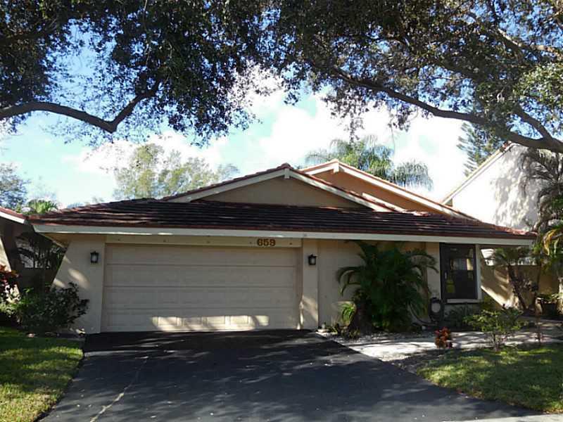 Hollows of Deer Creek - Residential