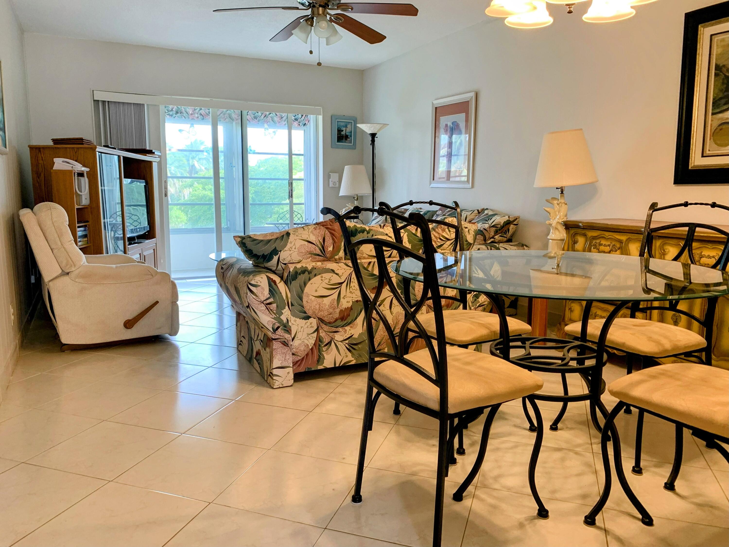 LAUDERDALE OAKS CONDO 4 - Residential