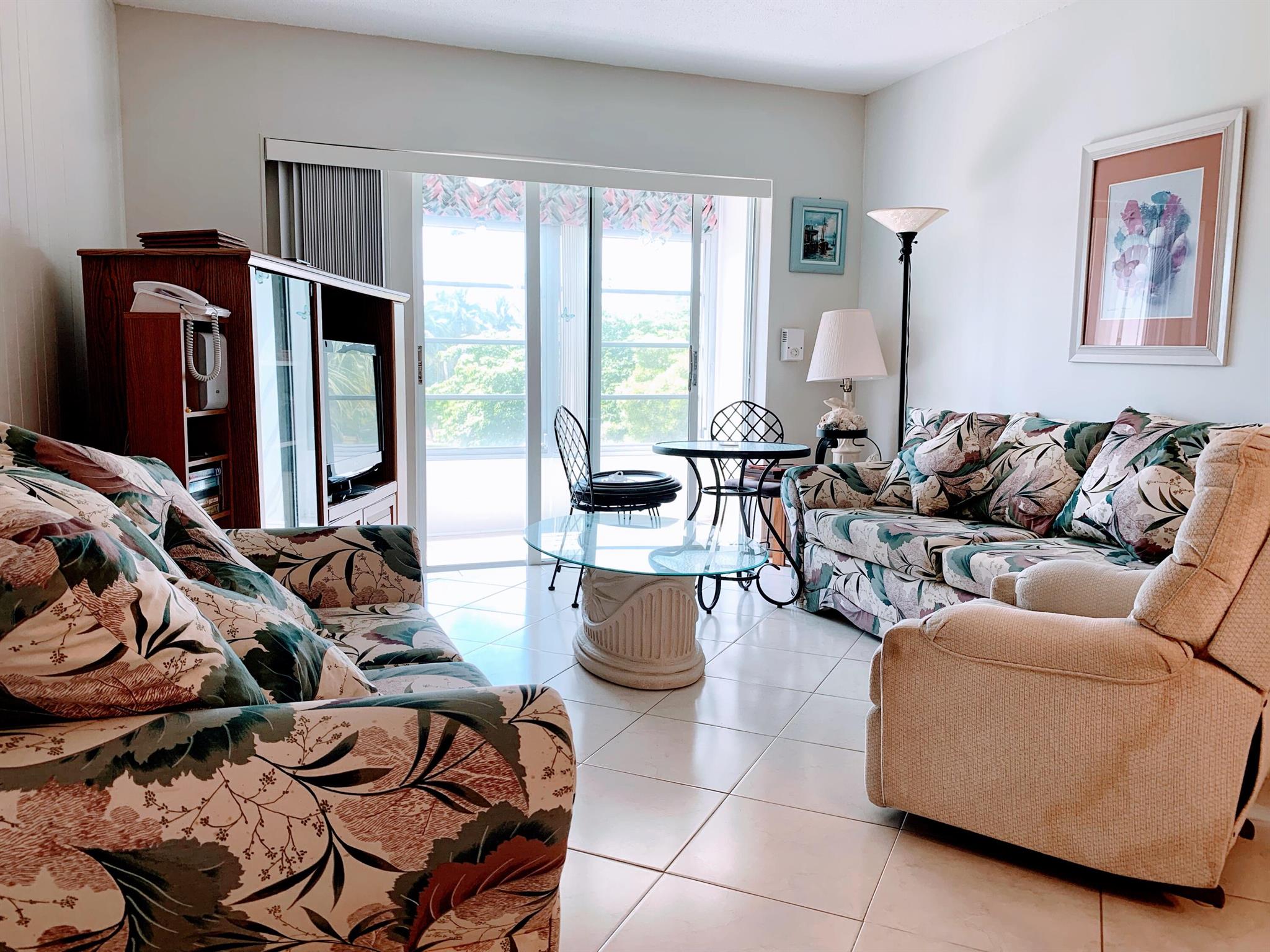 2800 NW 47th Terrace 304b