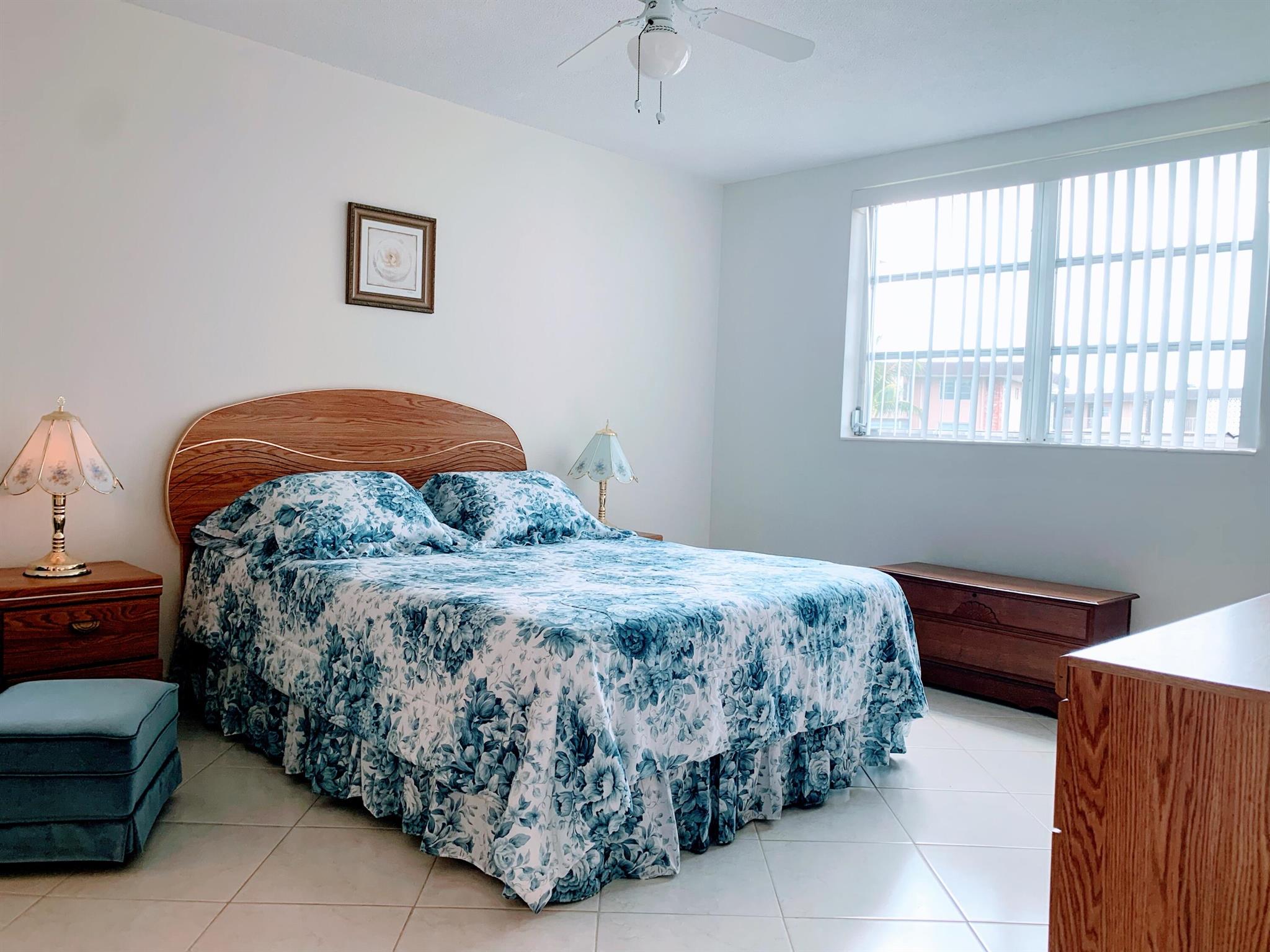 2800 NW 47th Terrace 304b