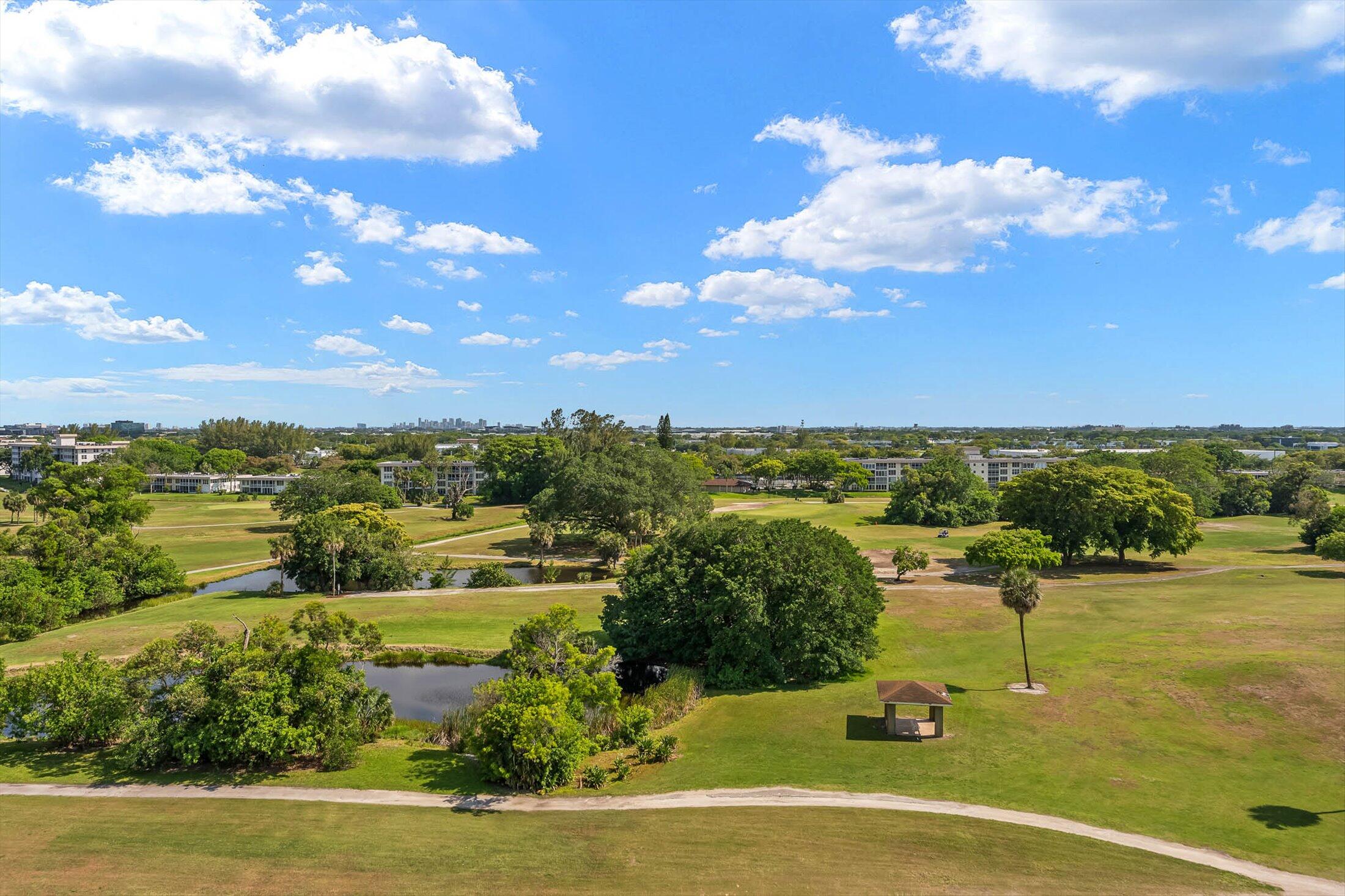 PALM-AIRE - Residential